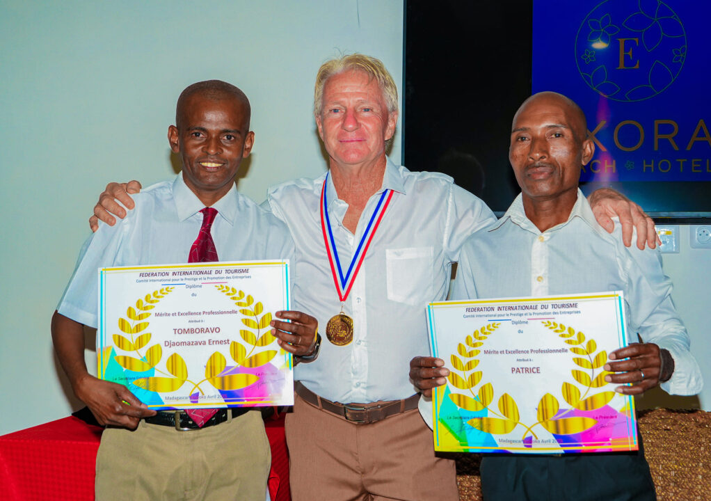 Remise de la Médaille d’Or du Tourisme International à Jean-Louis Salles